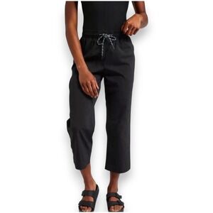 Athleta‎ Trekkie Straight Crop